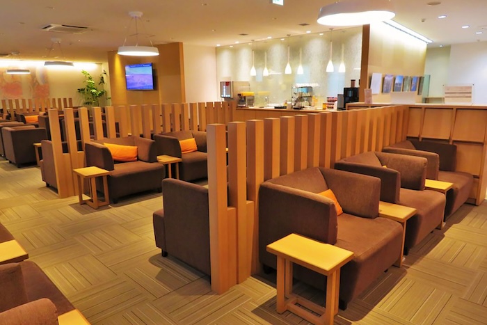 青森空港エアポートラウンジの座席エリア